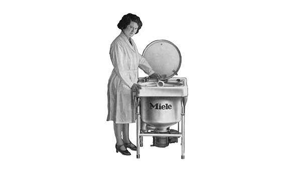 ミーレ初の電気式食器洗い機
