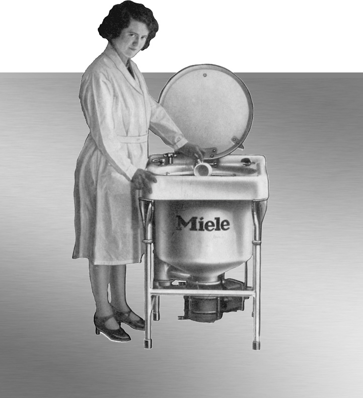 リーデルグラスが入ったミーレビルトイン食器洗い機カトラリー