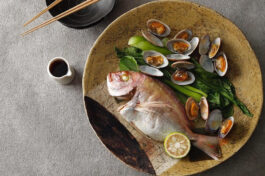 鯛とハマグリの酒蒸し